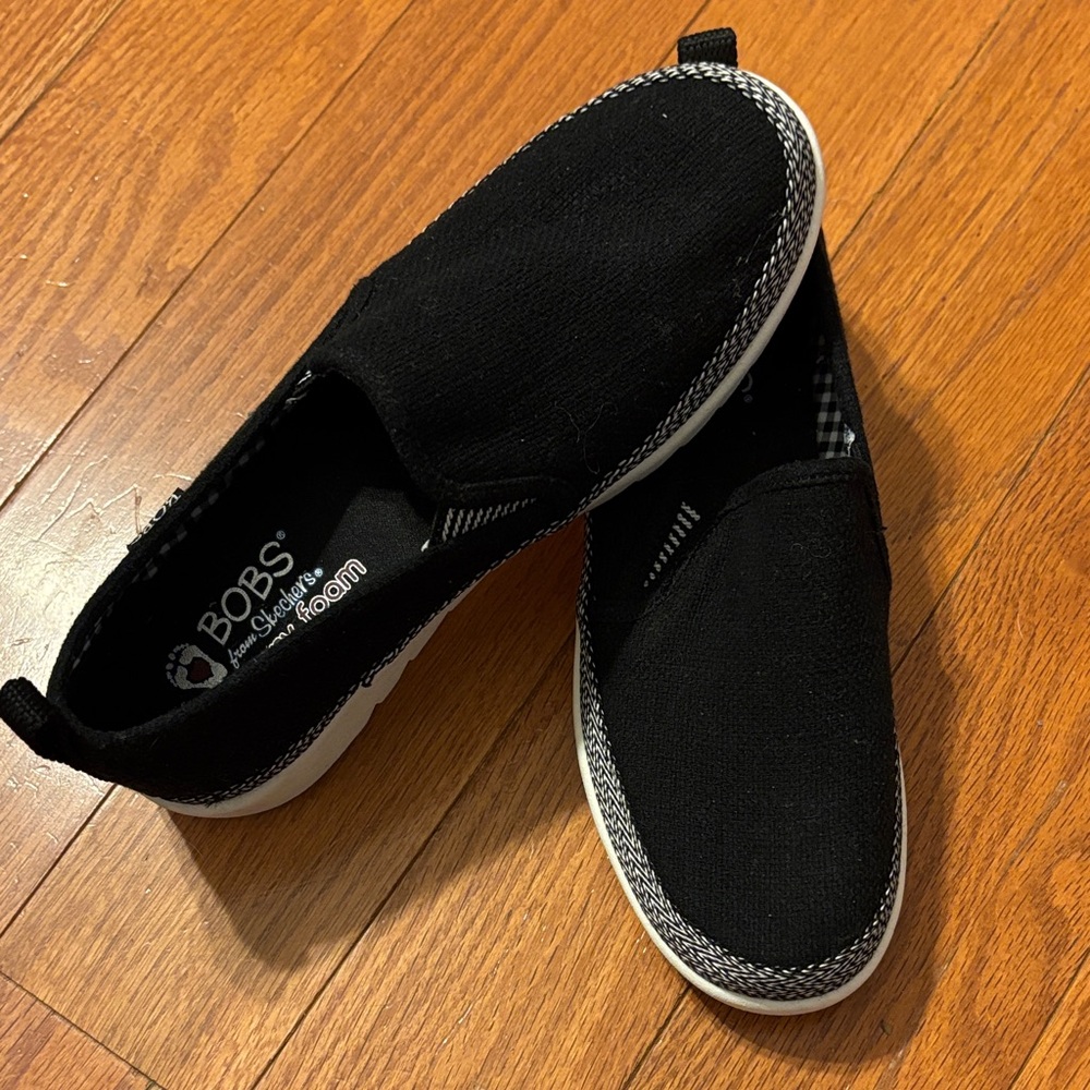 Skechers BOBS Women's Black Slip-On Sneakers